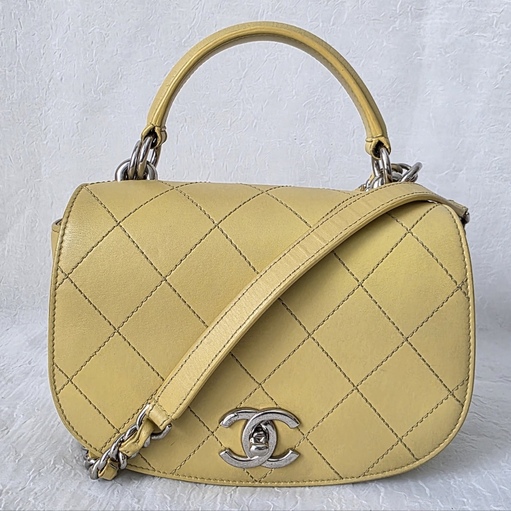 ‼️SOLD‼️ Auth CHANEL Ring My Bag Stitched Flap Crossbody Bag - Picture 2 of 14